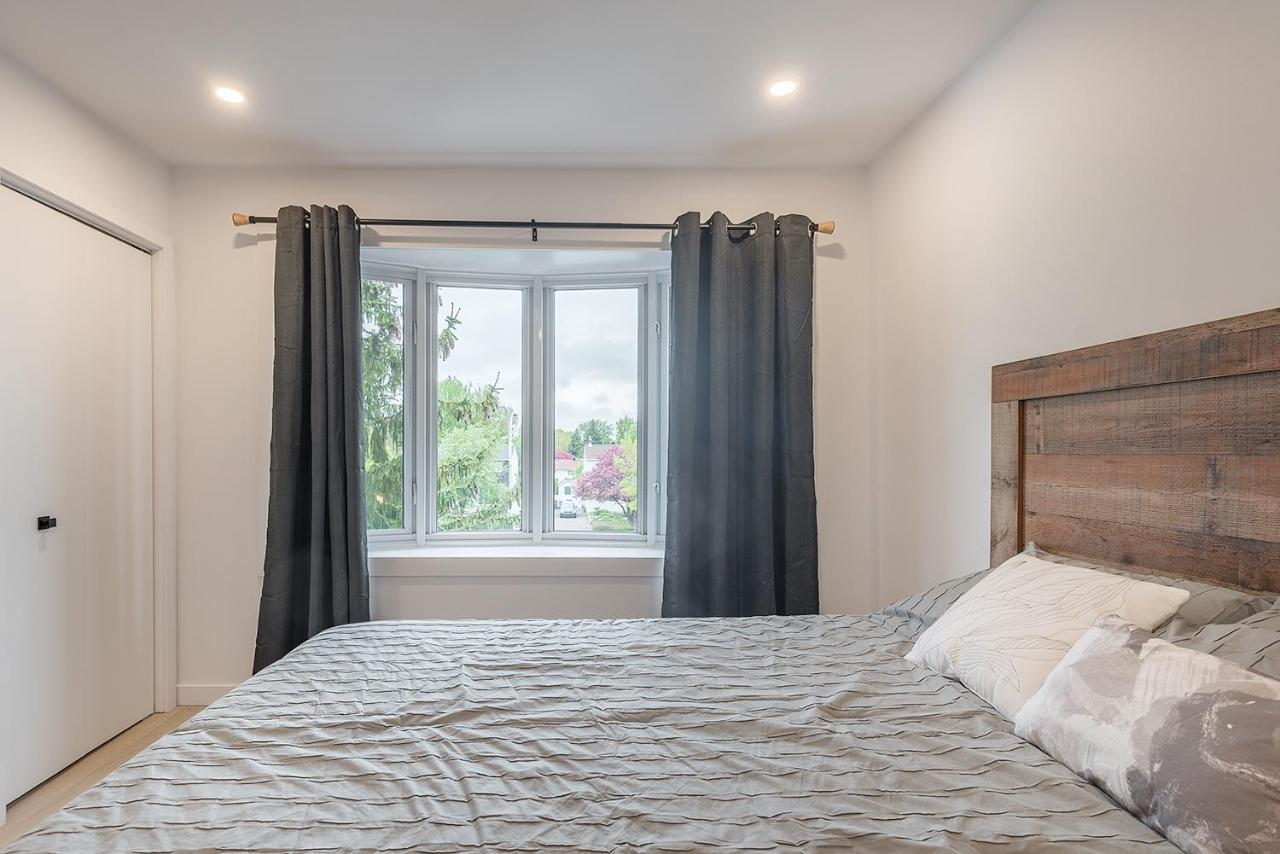 Free Parking Prime Location New Modern Condo Brossard Exterior foto
